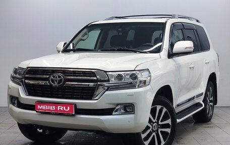 Toyota Land Cruiser 200, 2018 год, 9 500 000 рублей, 1 фотография