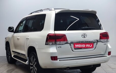 Toyota Land Cruiser 200, 2018 год, 9 500 000 рублей, 7 фотография