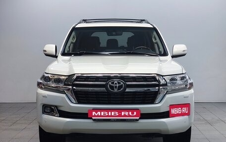 Toyota Land Cruiser 200, 2018 год, 9 500 000 рублей, 2 фотография