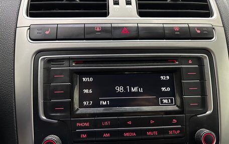 Volkswagen Polo VI (EU Market), 2016 год, 900 000 рублей, 17 фотография