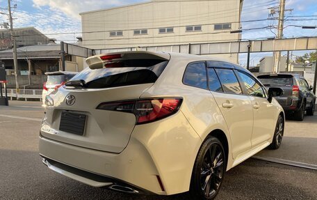 Toyota Corolla, 2022 год, 1 300 000 рублей, 5 фотография