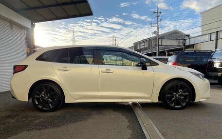 Toyota Corolla, 2022 год, 1 300 000 рублей, 4 фотография