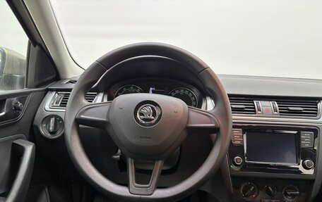 Skoda Rapid I, 2018 год, 1 390 000 рублей, 11 фотография