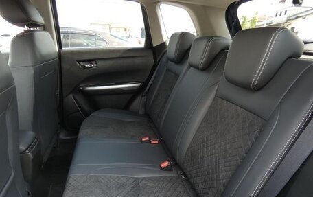 Suzuki Escudo IV, 2022 год, 1 530 000 рублей, 18 фотография