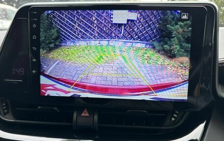 Toyota C-HR I рестайлинг, 2018 год, 1 810 000 рублей, 9 фотография