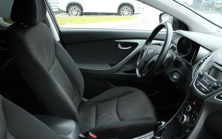 Hyundai Elantra V, 2015 год, 1 030 000 рублей, 13 фотография