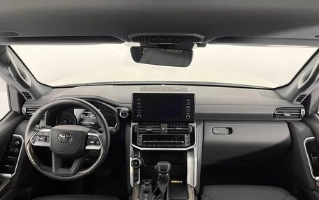 Toyota Land Cruiser, 2021 год, 10 400 000 рублей, 14 фотография