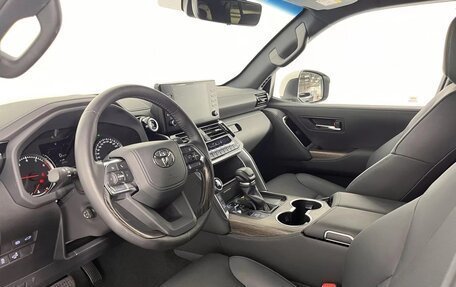 Toyota Land Cruiser, 2021 год, 10 400 000 рублей, 15 фотография