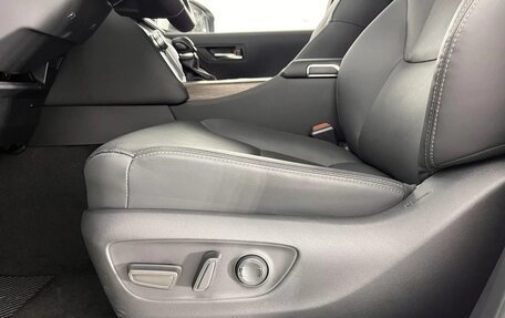 Toyota Land Cruiser, 2021 год, 10 400 000 рублей, 16 фотография