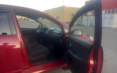 Nissan Tiida, 2011 год, 950 000 рублей, 17 фотография