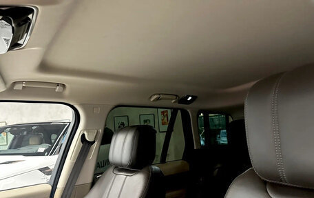 Land Rover Range Rover IV рестайлинг, 2019 год, 10 500 000 рублей, 16 фотография