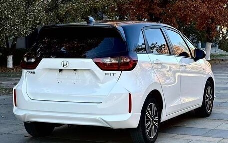 Honda Fit, 2022 год, 1 080 000 рублей, 9 фотография