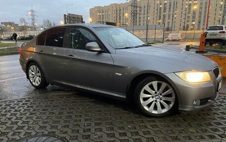 BMW 3 серия, 2010 год, 1 110 000 рублей, 13 фотография