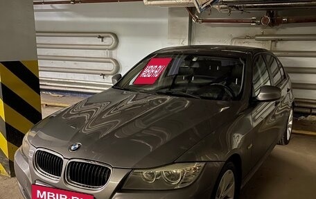 BMW 3 серия, 2010 год, 1 110 000 рублей, 17 фотография