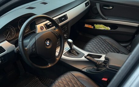 BMW 3 серия, 2010 год, 1 110 000 рублей, 26 фотография