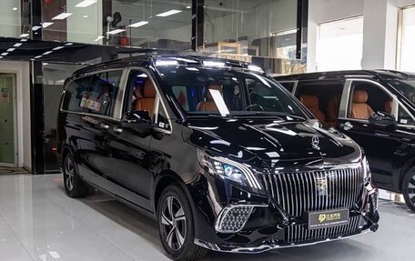 Mercedes-Benz Vito, 2024 год, 7 990 000 рублей, 1 фотография