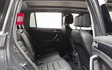 Volkswagen Tiguan II, 2021 год, 3 200 000 рублей, 13 фотография