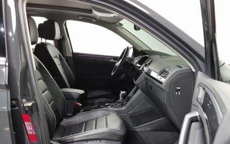 Volkswagen Tiguan II, 2021 год, 3 200 000 рублей, 12 фотография