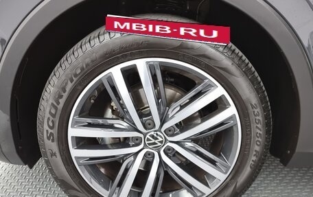 Volkswagen Tiguan II, 2021 год, 3 200 000 рублей, 16 фотография