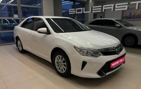 Toyota Camry, 2017 год, 2 250 000 рублей, 3 фотография