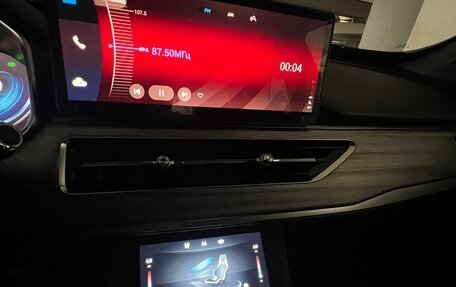 Chery Tiggo 8 Pro, 2022 год, 1 850 000 рублей, 8 фотография