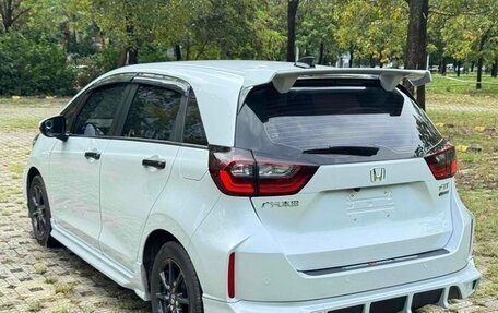 Honda Fit, 2022 год, 1 077 777 рублей, 4 фотография