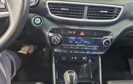 Hyundai Tucson III, 2021 год, 2 050 000 рублей, 14 фотография