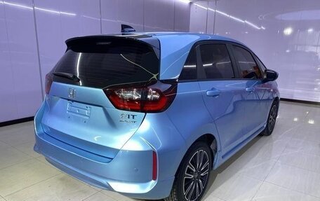 Honda Fit, 2022 год, 1 005 000 рублей, 4 фотография