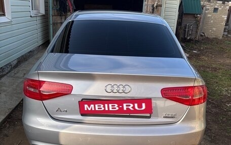 Audi A4, 2015 год, 2 000 000 рублей, 4 фотография