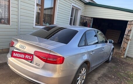 Audi A4, 2015 год, 2 000 000 рублей, 3 фотография