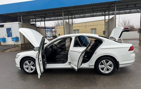 Volkswagen Passat B8 рестайлинг, 2016 год, 2 300 000 рублей, 23 фотография