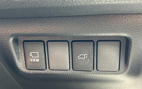 Toyota Harrier, 2020 год, 2 630 000 рублей, 15 фотография