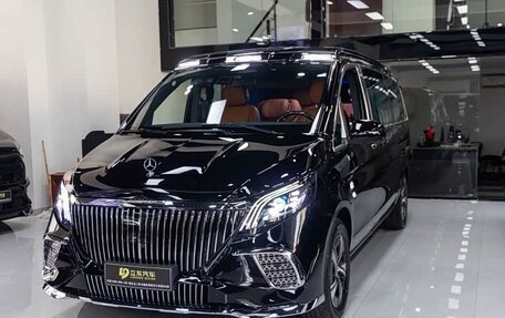 Mercedes-Benz Vito, 2024 год, 7 990 000 рублей, 2 фотография