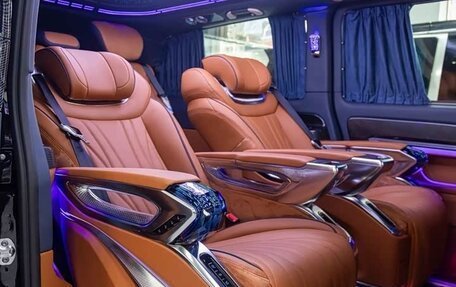 Mercedes-Benz Vito, 2024 год, 7 990 000 рублей, 12 фотография