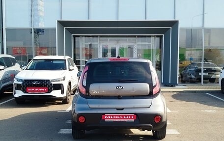 KIA Soul II рестайлинг, 2018 год, 1 510 000 рублей, 6 фотография