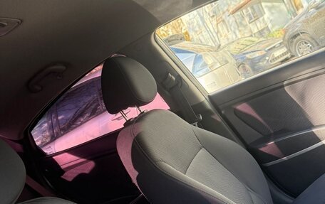 Hyundai Solaris II рестайлинг, 2011 год, 770 000 рублей, 8 фотография