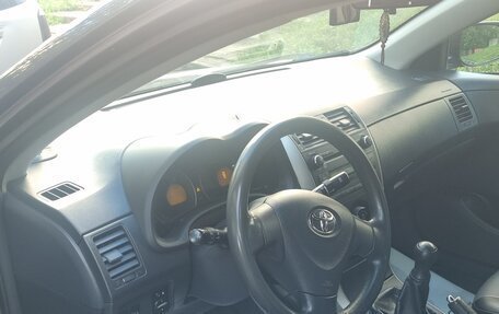 Toyota Corolla, 2008 год, 750 000 рублей, 10 фотография