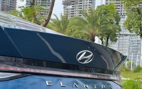 Hyundai Elantra, 2022 год, 1 265 000 рублей, 14 фотография