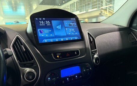 Hyundai ix35 I рестайлинг, 2011 год, 1 150 000 рублей, 10 фотография