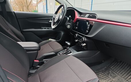 KIA Rio IV, 2021 год, 1 840 000 рублей, 6 фотография