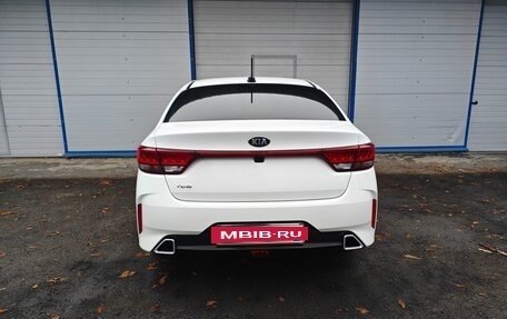 KIA Rio IV, 2021 год, 1 840 000 рублей, 4 фотография