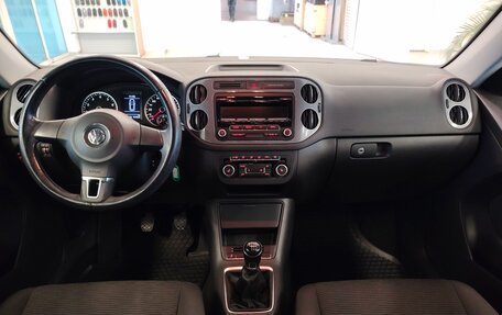 Volkswagen Tiguan I, 2012 год, 1 068 000 рублей, 9 фотография