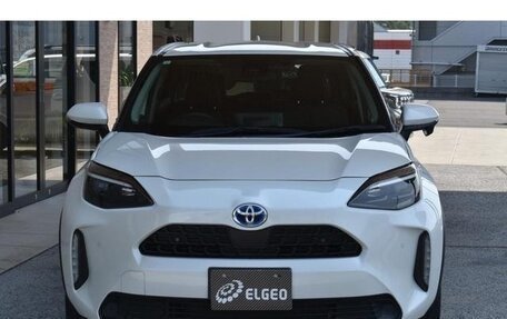 Toyota Yaris Cross, 2022 год, 1 712 000 рублей, 2 фотография