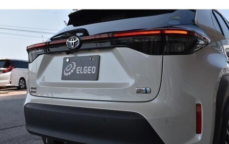 Toyota Yaris Cross, 2022 год, 1 712 000 рублей, 13 фотография