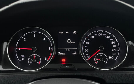 Volkswagen Golf VII, 2016 год, 1 499 000 рублей, 12 фотография