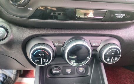 Hyundai Venue I, 2022 год, 1 270 000 рублей, 6 фотография