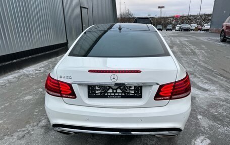 Mercedes-Benz E-Класс, 2014 год, 2 250 000 рублей, 4 фотография