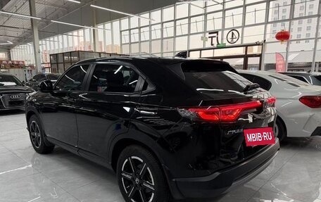 Honda Vezel, 2022 год, 1 310 500 рублей, 4 фотография