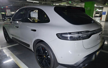 Porsche Macan I рестайлинг, 2022 год, 8 100 000 рублей, 5 фотография