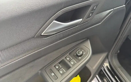 Volkswagen Golf GTI, 2025 год, 8 500 000 рублей, 10 фотография